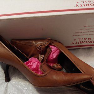 Prada Leather Heels with Flower / Leaf detail.